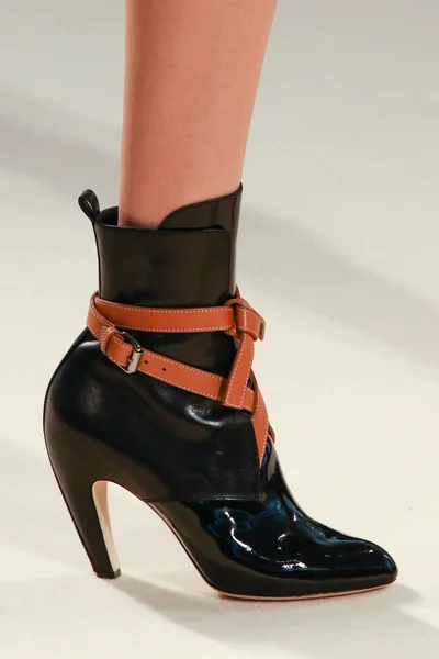 Look 69